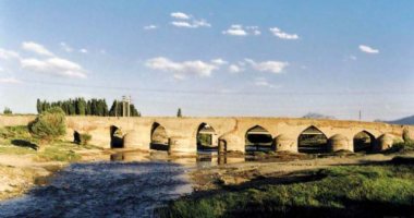 More information about Sa'adat Abad Bridge in Isfahan