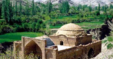More information about Soltan Mausoleum