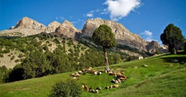 More information about Hezar Masjed Mountains