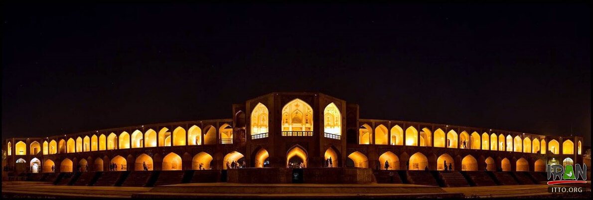 Pole khajou esfahan, Khajoo bridge in Isfahan