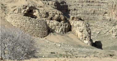 More information about Qasre Abunasr