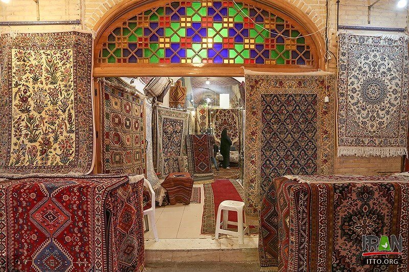 Isfahan Grand bazaar - handicrafts