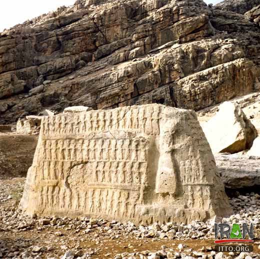 Izaj, Malmir, Malemir, Malamir, Eizeh,eezeh,iizeh,ایزه,ایذه,khozestan,khoozestan,khouzestan Province,استان خوزستان,مالمیر,سنگ نگاره کول فرح