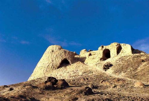 Chehel Dokhtaran Castle in Nik Shahr