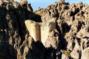 Kiz Castle - Mianeh