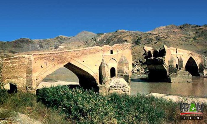 Kiz bridge (Qız Körpüsü) Mianeh