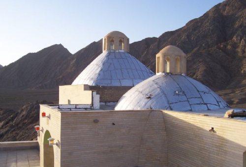 Peer Harisht Fire Temple in Ardakan