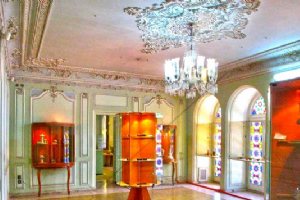 Museum of mirrors and lighting - Yazd