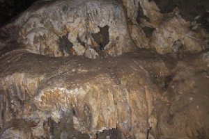 Aqdash Cave