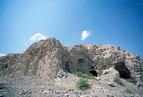 Alvir Castle in Saveh