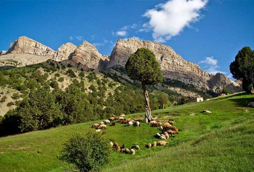 Hezar Masjed Mountains in Ghoochan