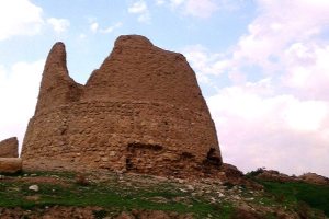 Cham Ghaleh - Pol-e Dokhtar