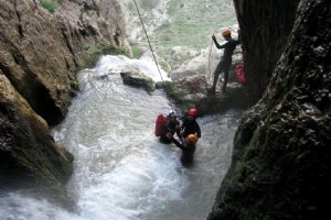 Cheshmeh-ye Shesh Pīr - Sepidan