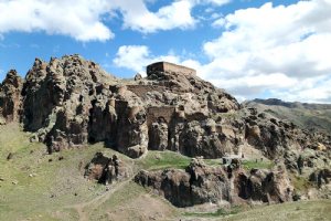 Kiz Castle - Mianeh