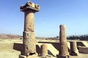 Khorheh ruins near Mahallat