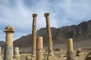 Khorheh ruins near Mahallat