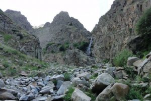 Eishabad Waterfall - Shabestar