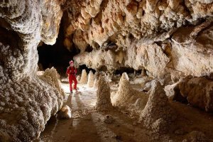 Chaal Nakhjir Cave - Delijan