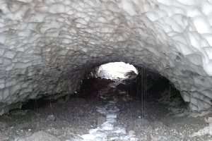 Azna Snowy Tunnel
