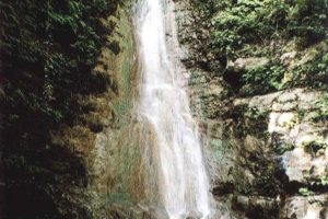 Hoseina Waterfall - Minoodasht