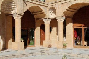 Saray-e Sarafian - Abadeh