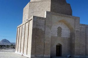 Pir Jarsouz Tomb (Pir-e Barhagh) - Bardsir