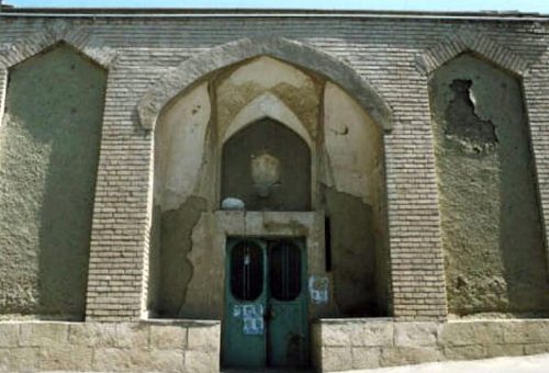 Nimvar Jameh Mosqu in Mahalat