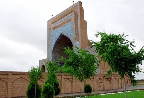 Mevlana Mosque (Molana Zeinedin Abubakr Taibady Tomb) in Taibad