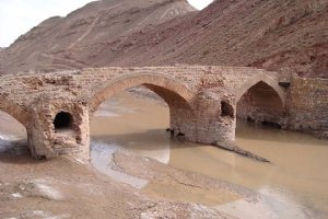 Vaniar Bridge - Heris