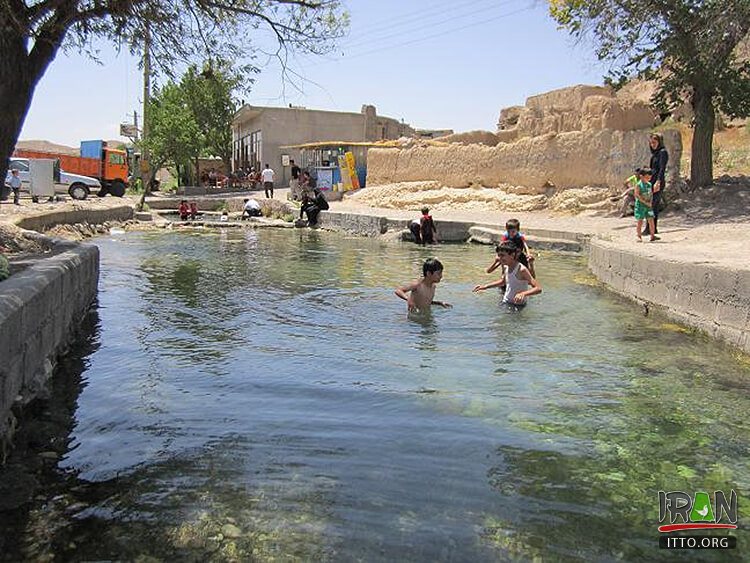 Kharghan hot spring,Kharrakhan Hot Spring,Kharraqan Thermal Spring,آبگرم خرقان,آب گرم خراقان,kharraghan hot spring,kharaghaan hot spring,kharaqan spring,