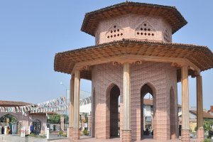 Tomb of Mirza Kuchak Khan Jangali - Rasht