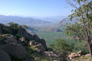 Choram (Charam) near Dehdasht