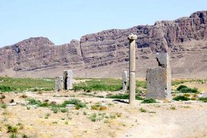 Estakhr Ancient City (Takht-e-Tavoos)