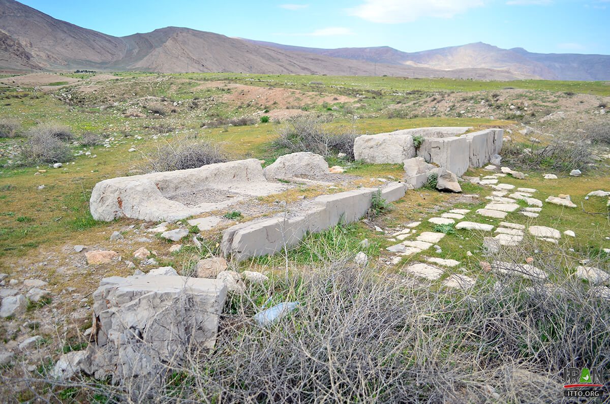 Estakhr Ancient City (Takht-e-Tavoos) Photo Gallery, Iran Tourism and