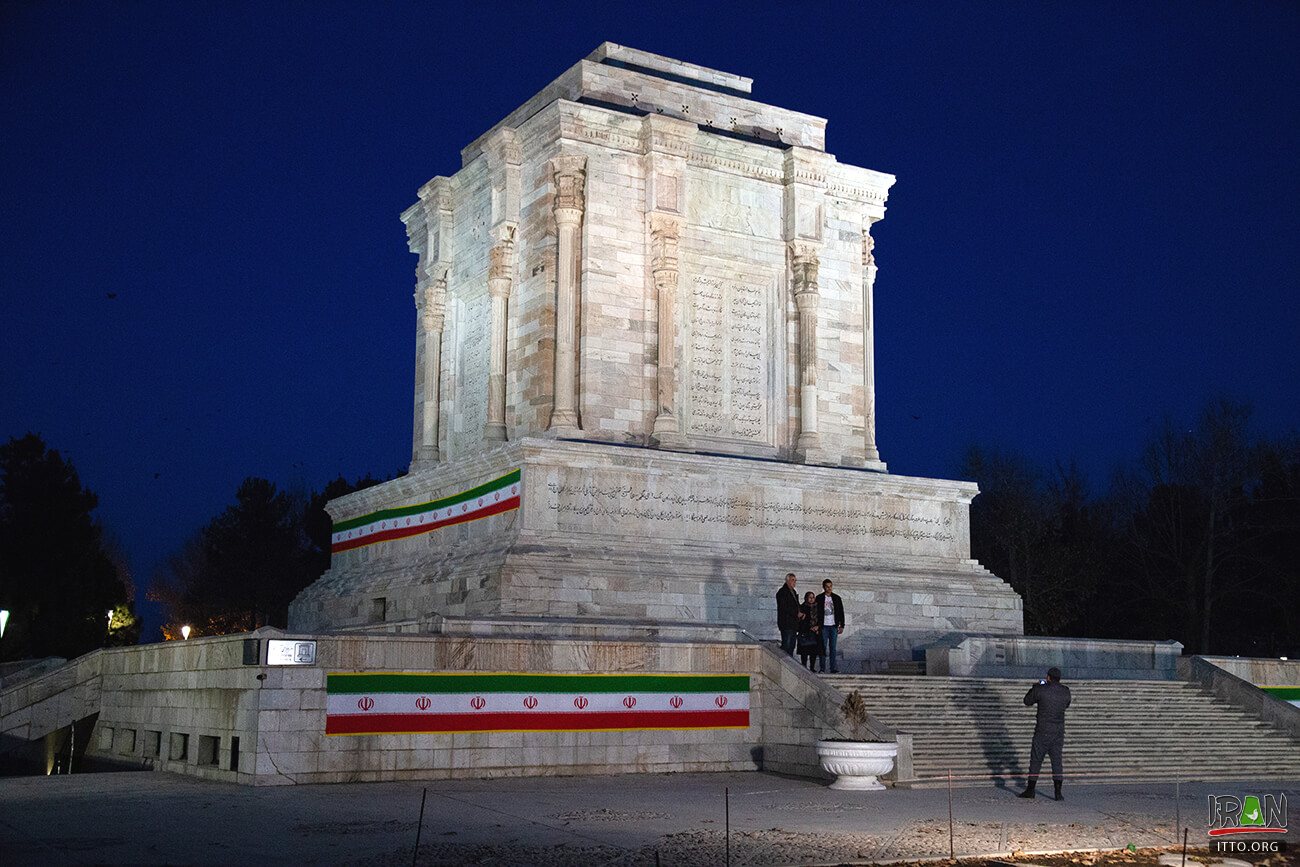 Ferdowsi's mausoleum in Tus,Tomb of Ferdosi,آرامگاه فردوسی,مقبره فردوسی,حکیم ابوالقاسم فردوسی توسی,طوسی,حکیم فردوسی,توس,طوس,خراسان,khorasan,ferdosi tomb,tomb of ferdoosi,ferdousi,ferdusi,ferdowsi,abolghasem ferdosi,abolqasem ferdousi,hakim ferdosi,khorasan razavi,Ferdowsi mausoleum