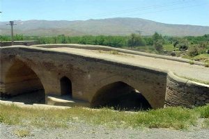 Historical Bridge of Farasfaj