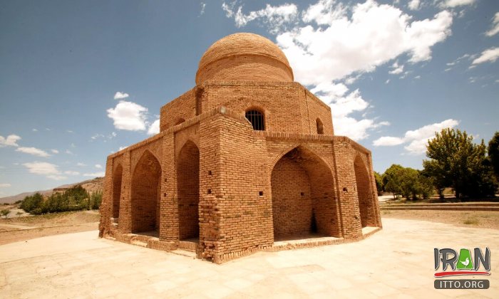 Akhoond dome - Kouhbanan Old City