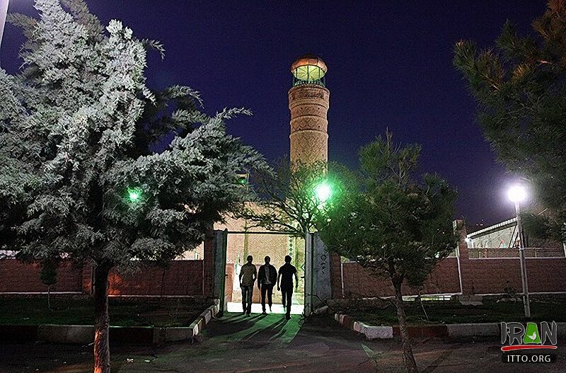 Imamzadeh Seyed Hamzeh Mausoleum Photo Gallery, Iran Tourism and