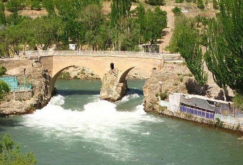 Zaman Khan Historical Bridge in Shahr-e Kord