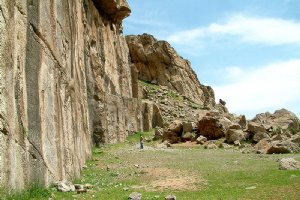 Farhad Tarash (Faratash) - Behistun