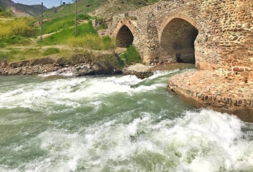 Jajrood River in Tehran