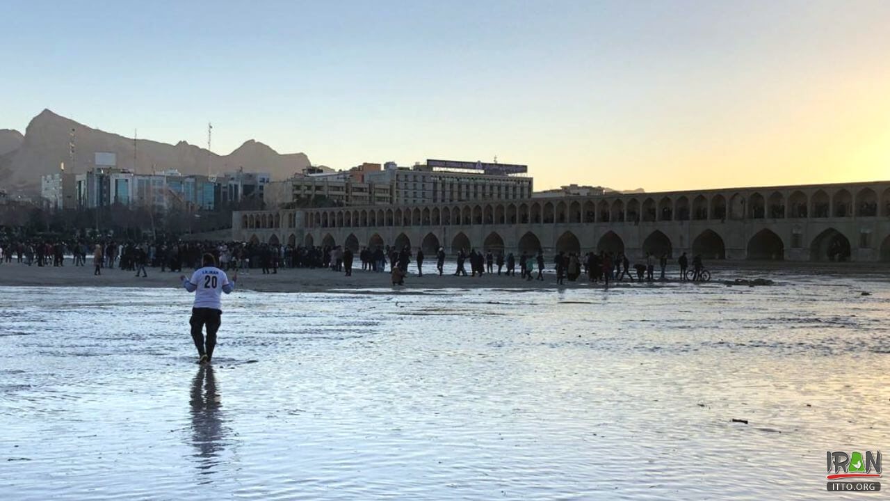 Zayanderud,Payandeh Rood,Payanderud,Zayandeh-Rood,Zayanderood,زایندرود,زاینده رود,اصفهان,isfahan,esfahan
