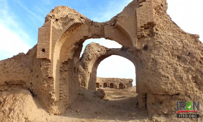 Pole Dallak Brick Caravansary
