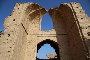 Pole Dallak Brick Caravansary