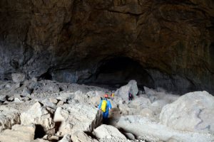 Rood Afshan Cave - Damavand