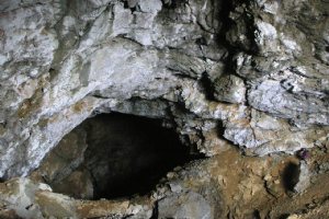 Rood Afshan Cave - Damavand