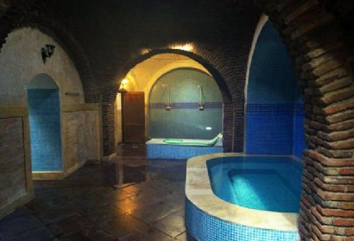 Larijan Thermal Springs (Ab-e Garm) in Damavand