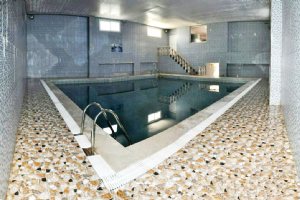 Larijan Thermal Springs (Ab-e Garm) - Haraz Road