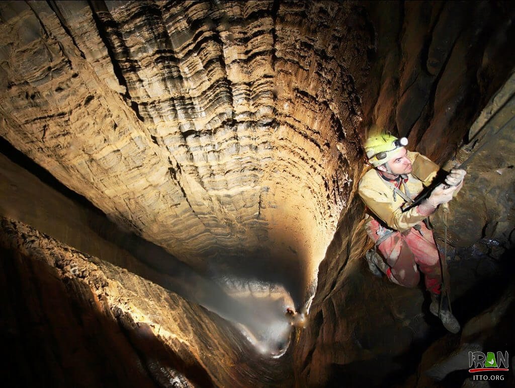 غار پراو, Ghar Parau,Poraw Cave,Parou Cave,Paraw Cave,Everest of world caves,غار پرآب,غار پراو,غار پرآو,paro cave,parouv cave,parov cave,parou cave,kermanshah,کرمانشاه,عمیقترین غار ایران,deepest cave,iran deepest cave,اورست,everest,Everest of world caves