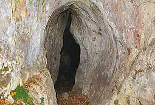 Kahriz Cave in Takab